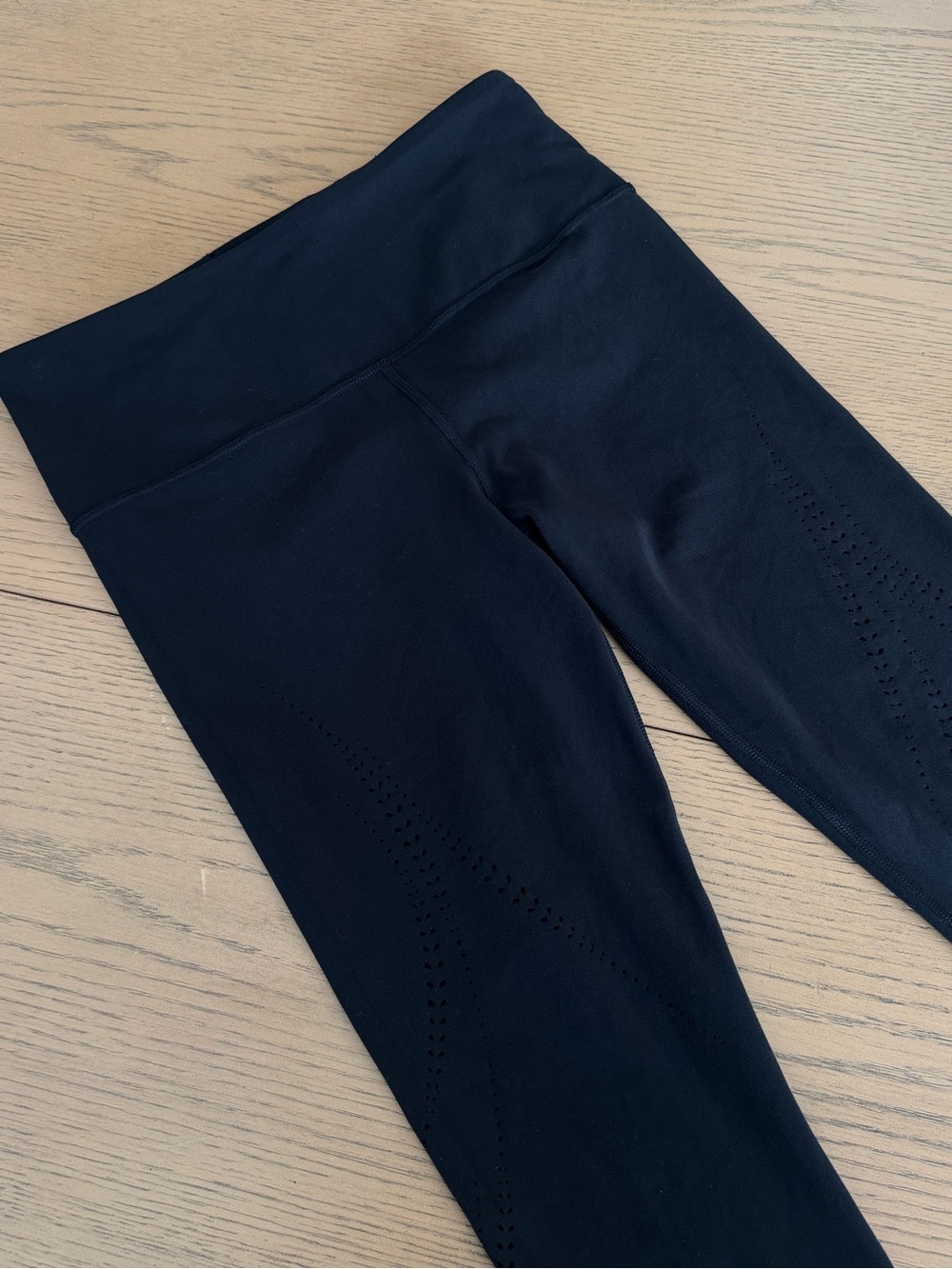 Athleta Elation Laser Cut Tight Leggings Black High Rise Yoga Pants Size SP - Picture 5 of 7